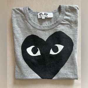 CDG Play - Grey T Shirt with Black Heart